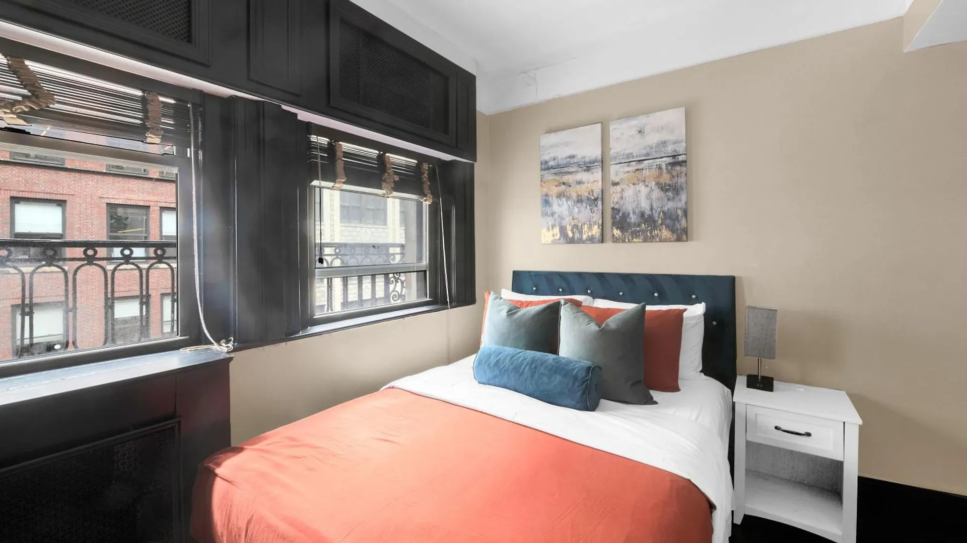 Nyc Apartment In The Best Location! Walking Distance To Everything! نيو يورك